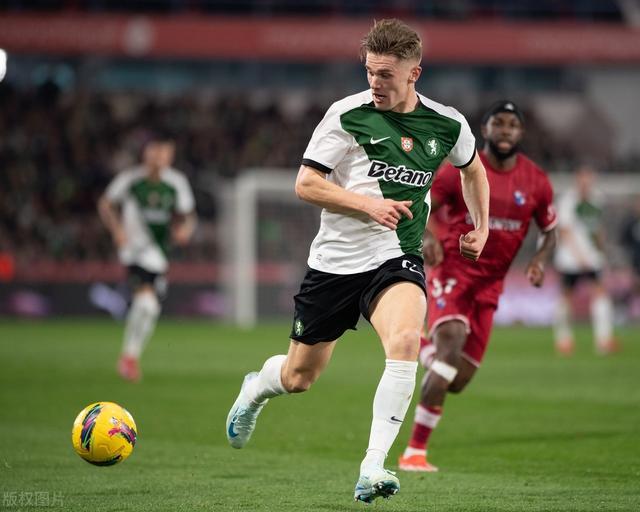 普雷斯顿逆转取胜,升至联赛前列的简单介绍 普雷斯顿逆转取胜,升至联赛前列的简单介绍