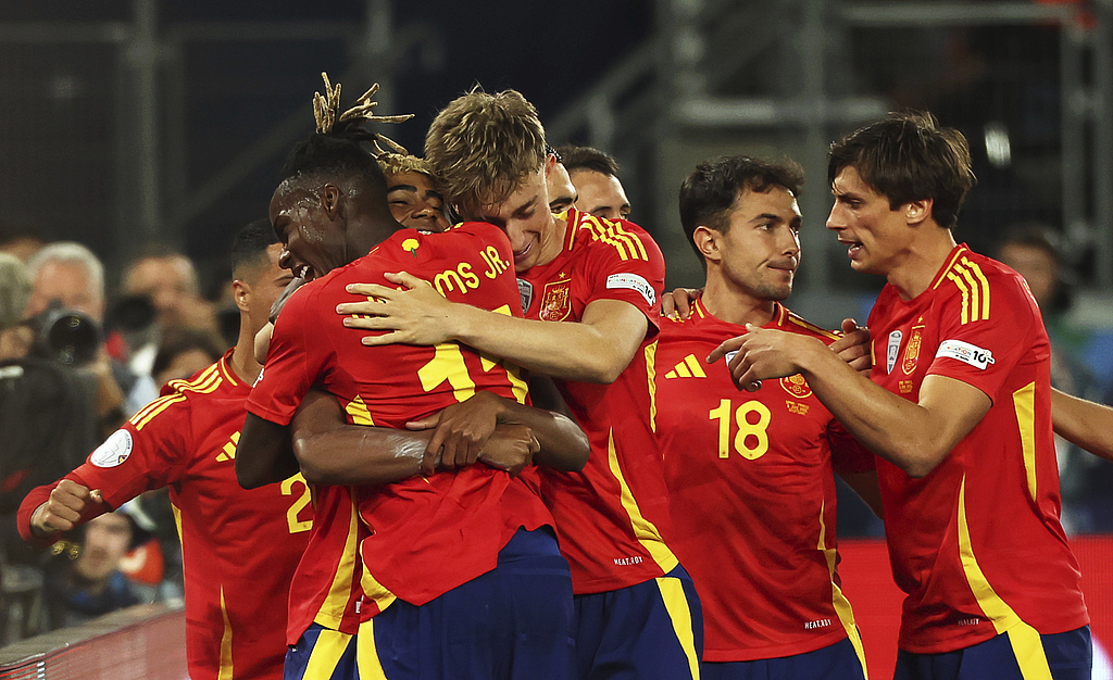 西班牙队在比赛中表现出色,晋级前景乐观的简单介绍 西班牙队在比赛中表现出色,晋级前景乐观的简单介绍