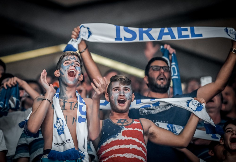 欧洲篮球盛事继续进行，球员们展现技艺风采的简单介绍