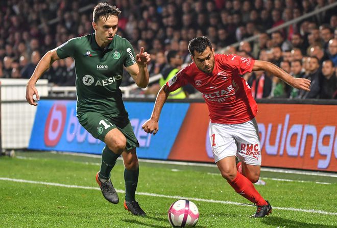 尼姆主场告捷，追赶保级对手的简单介绍